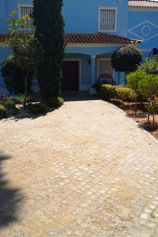 Portal da Pedra calçada portuguesa