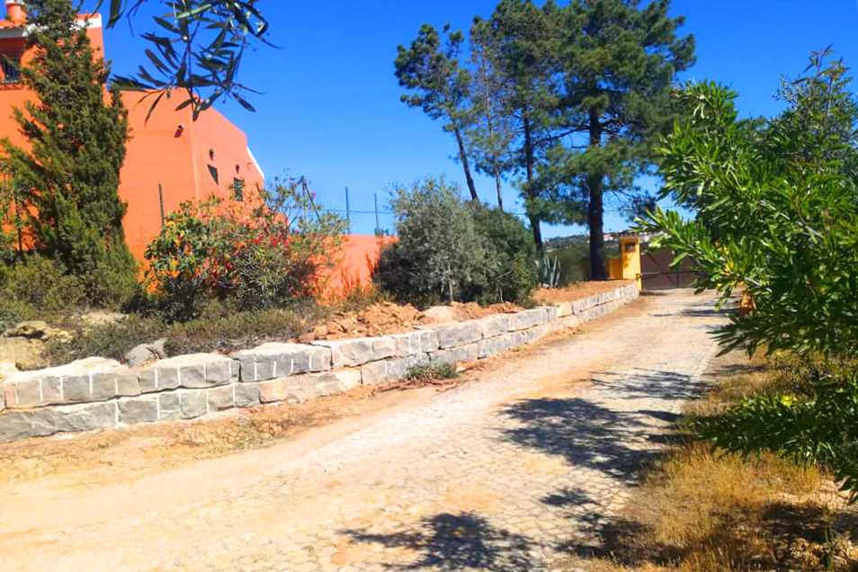 Portal da Pedra jardins