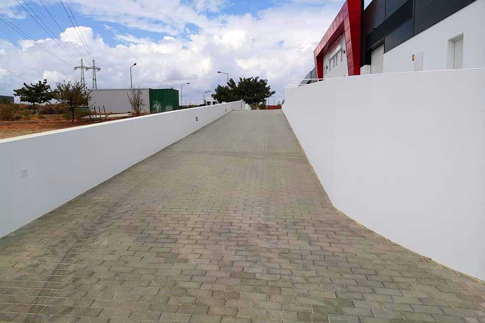 Portal da Pedra obras de exterior