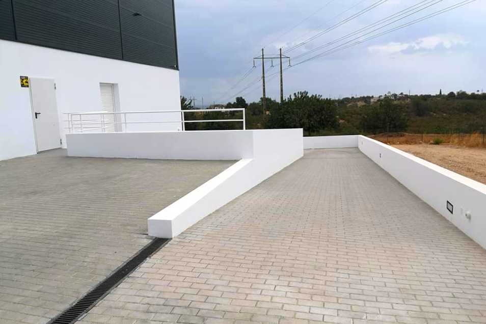 Portal da Pedra obras de exterior